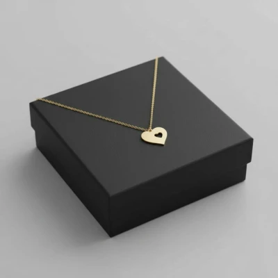 Колие с висулка