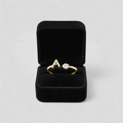 Персонализиран пръстен с инициала