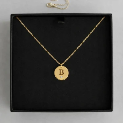 Персонализирано колие с инициала