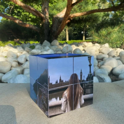 Персонализиран безкраен куб - 12 снимки