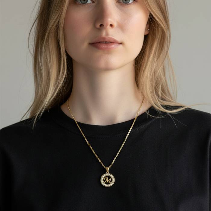 Персонализирано колие с инициала