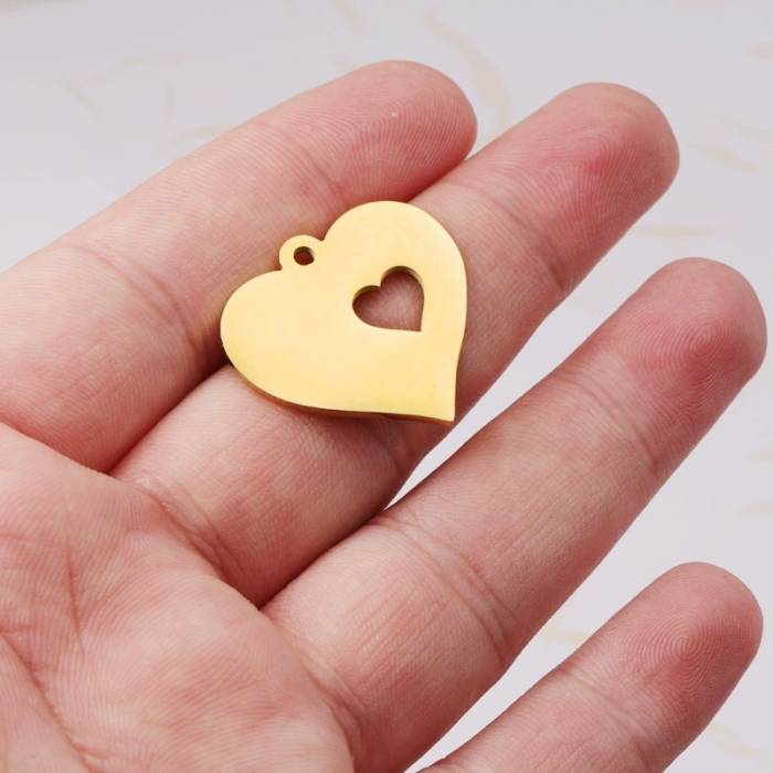 Колие с висулка