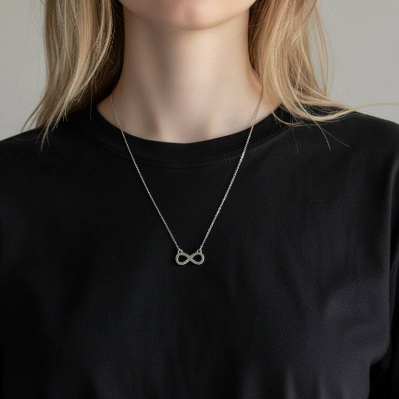 Колие с висулка