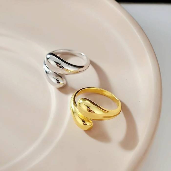 Пръстен с капка