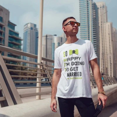 Персонализирана тениска за ергенско парти - Толкова щастлива