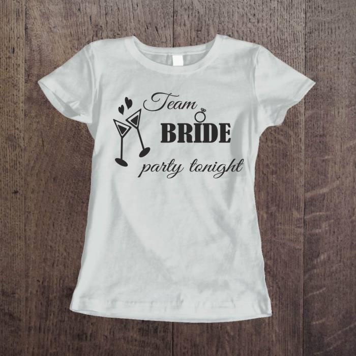 Персонализирана тениска за моминско парти - Парти тази вечер