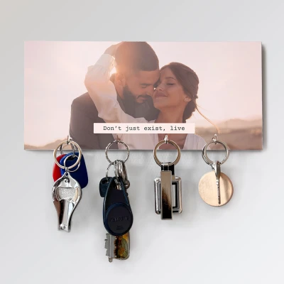 Персонализирана стойка за ключове – Не просто съществувай, живей