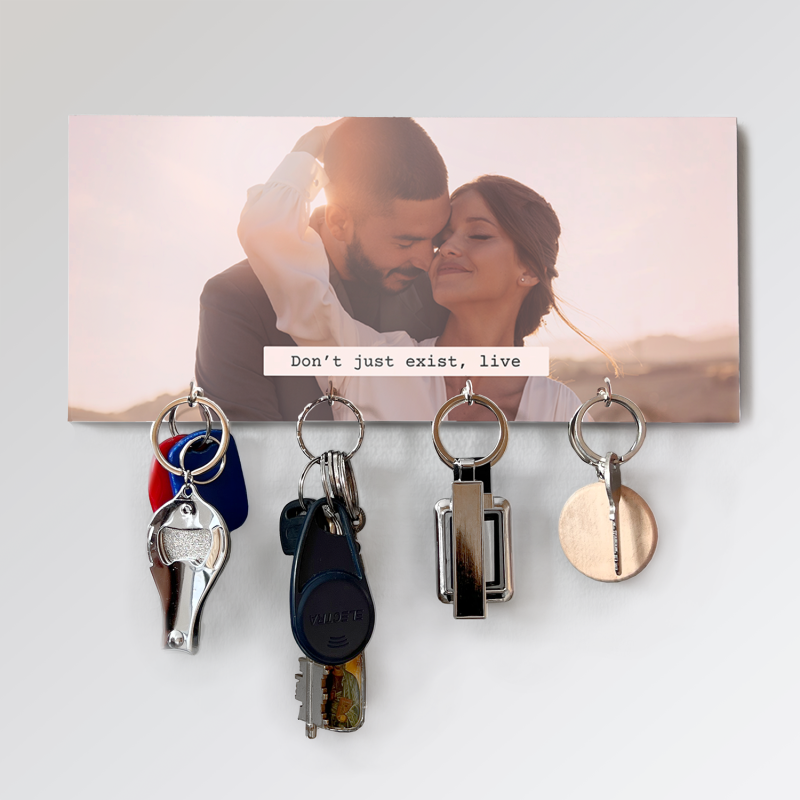 Персонализирана стойка за ключове – Не просто съществувай, живей