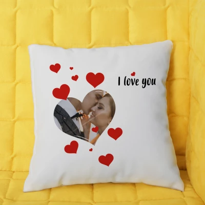 Персонализирана възглавница с изображение и сърца