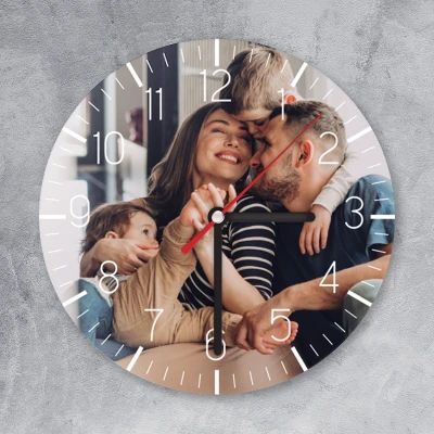 Персонализиран часовник със снимка