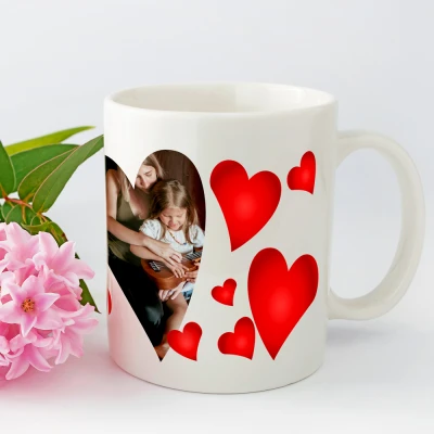 Персонализирана чаша със сърца